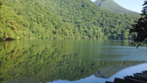 Bulusan lake.