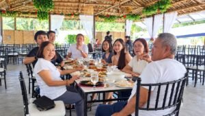 where to eat near Sabang Beach