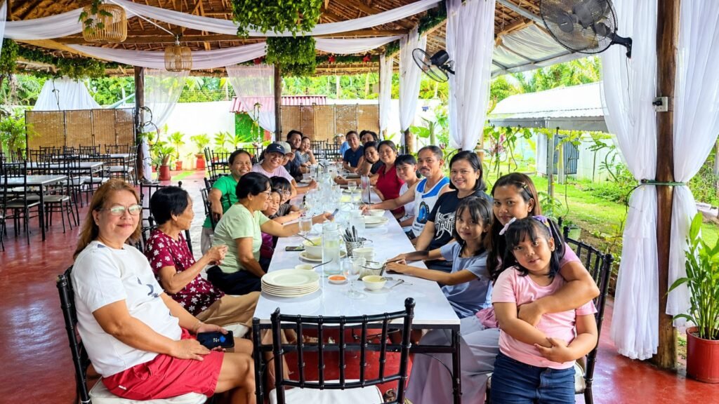 where to eat near Subic Beach