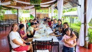 where to eat near Subic Beach